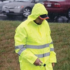 Majestic Hi-Vis High-Visibility Class III Rainwear Jacket - Size 2XL 8 Majestic Hi-Vis High-Visibility Class III Rainwear Jacket - Size 2XL -Garden-Tools 751351 3