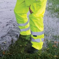 Majestic Hi-Vis High-Visibility Class III Rainwear Jacket, 3XL -Garden-Tools 751351 4 1