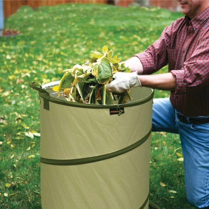 Fiskars Kangaroo Pop-Up Bag, 30 Gallon With Hard Shell Base 7 Fiskars Kangaroo Pop-Up Bag, 30 Gallon With Hard Shell Base - Image 7