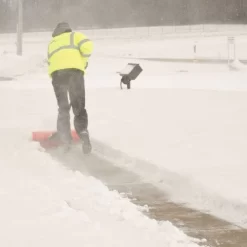 Leonard HD 42-in Snow Pusher With Fiberglass Handle -Garden-Tools a242p 7