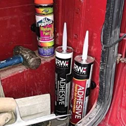 Magnetic Grease Gun Clips, One Pair -Garden-Tools greaseclip 2