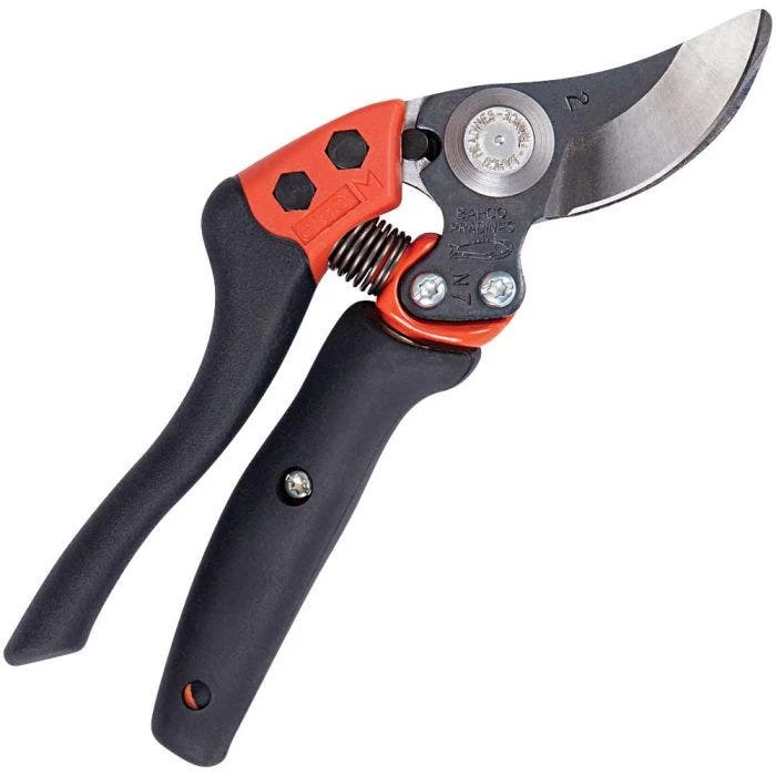 Bahco Professional Ergonomic Pruners With Revolving Handle, 0.75-inch Cutting Capacity 4 Bahco Professional Ergonomic Pruners With Revolving Handle, 0.75-inch Cutting Capacity - Image 4