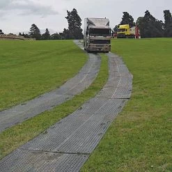 TRAKMAT 36IN X 8FT X 1/2IN Black